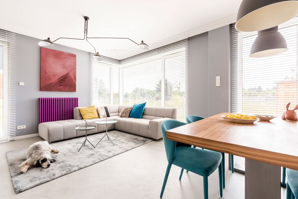 Sunny And Restful Room